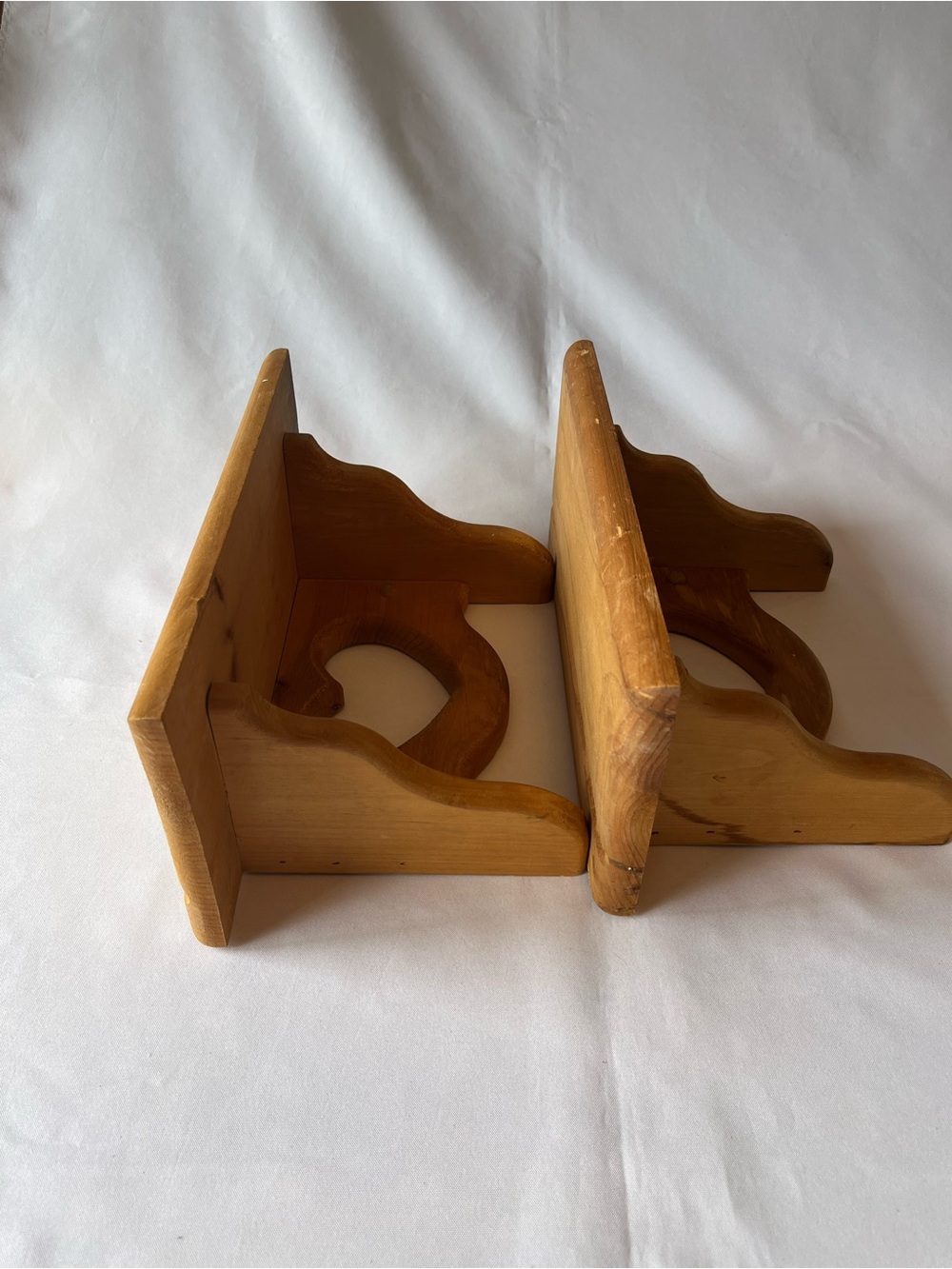 Vintage Wooden Heart Cut Out Shelves 1990s (Set of 2) - Picture 9 of 9